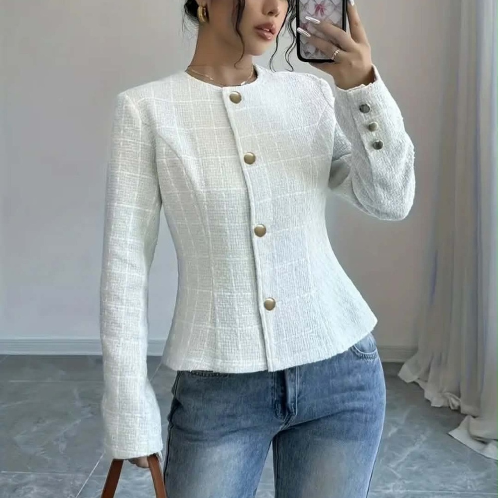 BNWT Chic White Women's Blazer